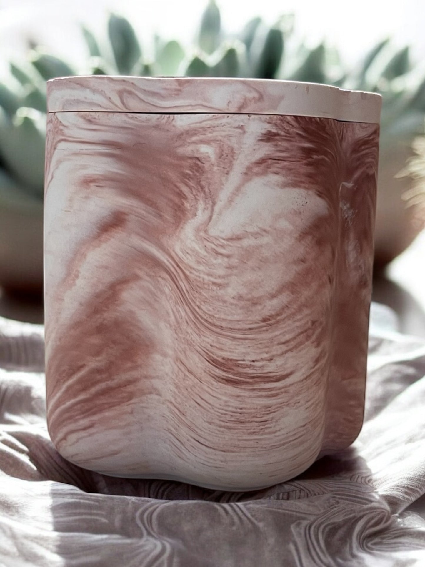 Contenitore decorativo a forma di fiore