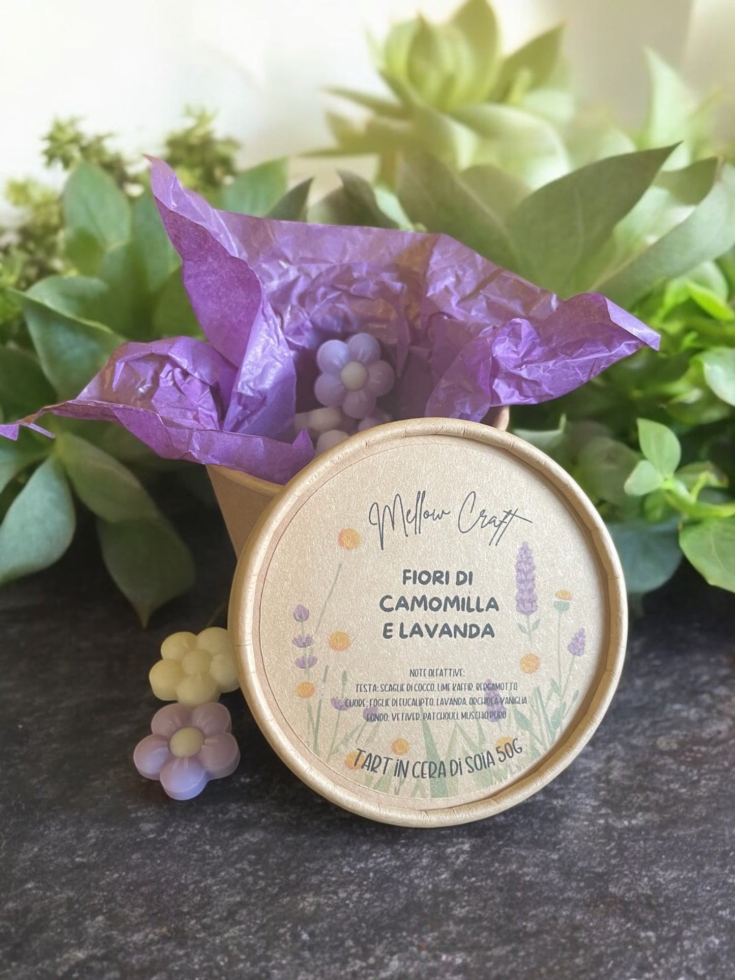 Piccoli fiorellini profumati… con grandi poteri rilassanti (Tart in cera di soia)