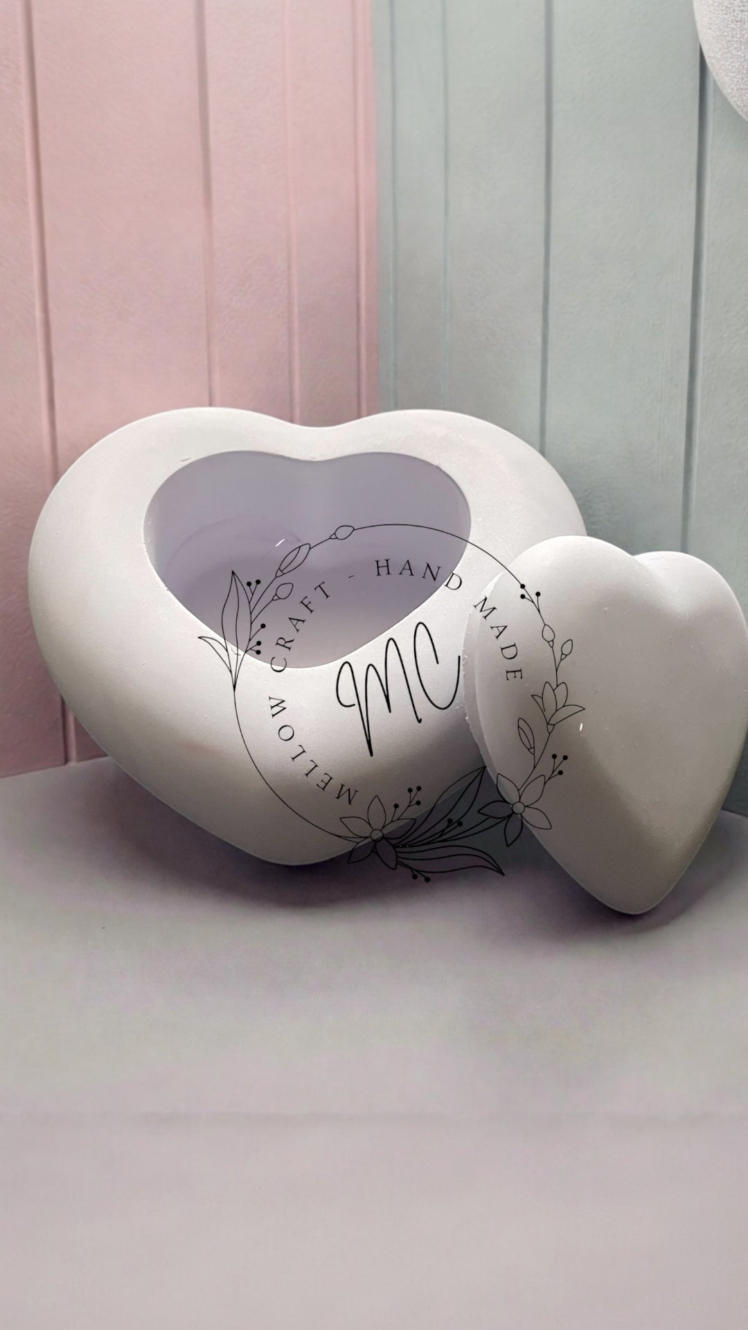 Contenitore con coperchio – vuoto, candela o versione “Love Touch”